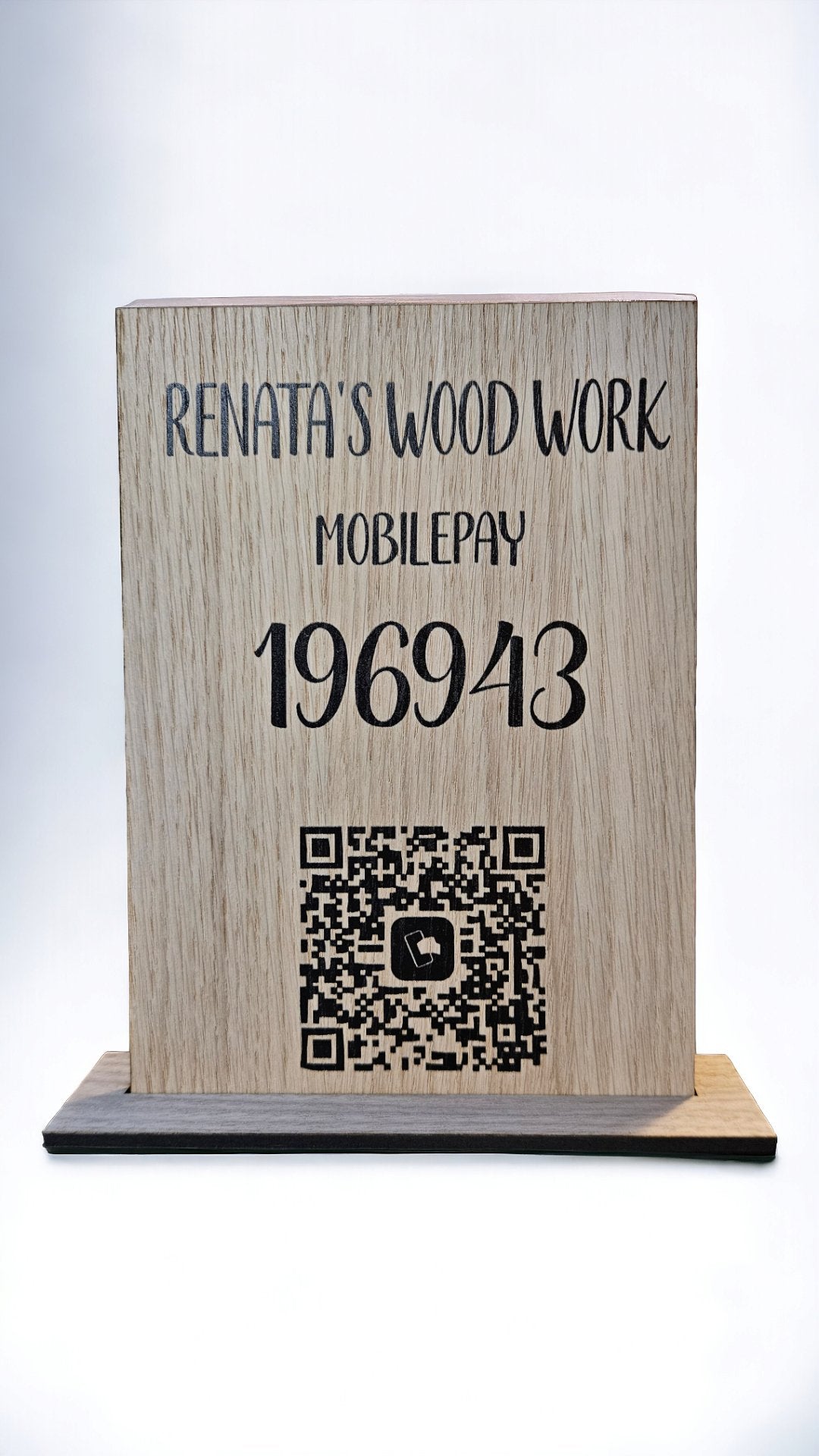 Mobilepay skilt med QR kode - Renata's Wood Work