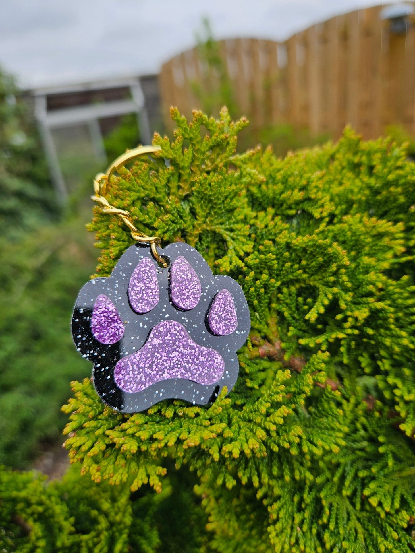 Nøgleringe - glitter hundepoter - Renata's Wood Work