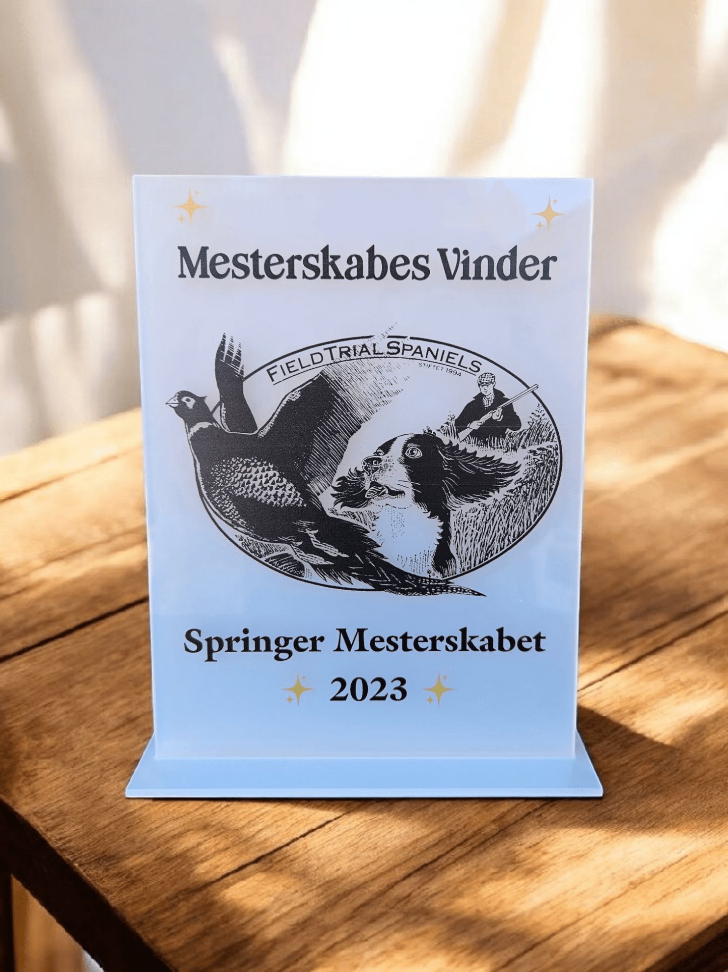 Præmieskilte i akryl - Renata's Wood Work