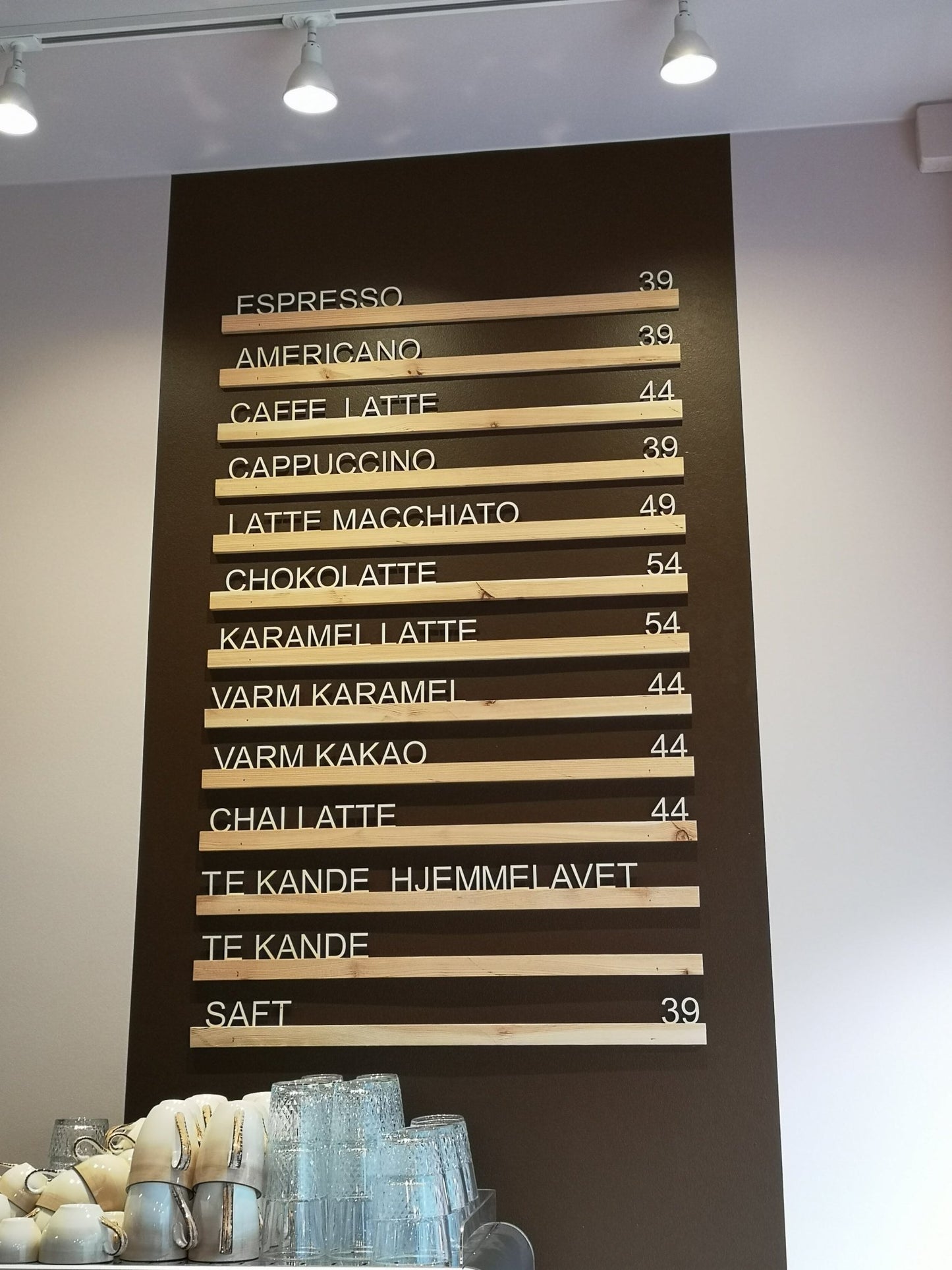 Prisliste / menubogstavshylder - Renata's Wood Work