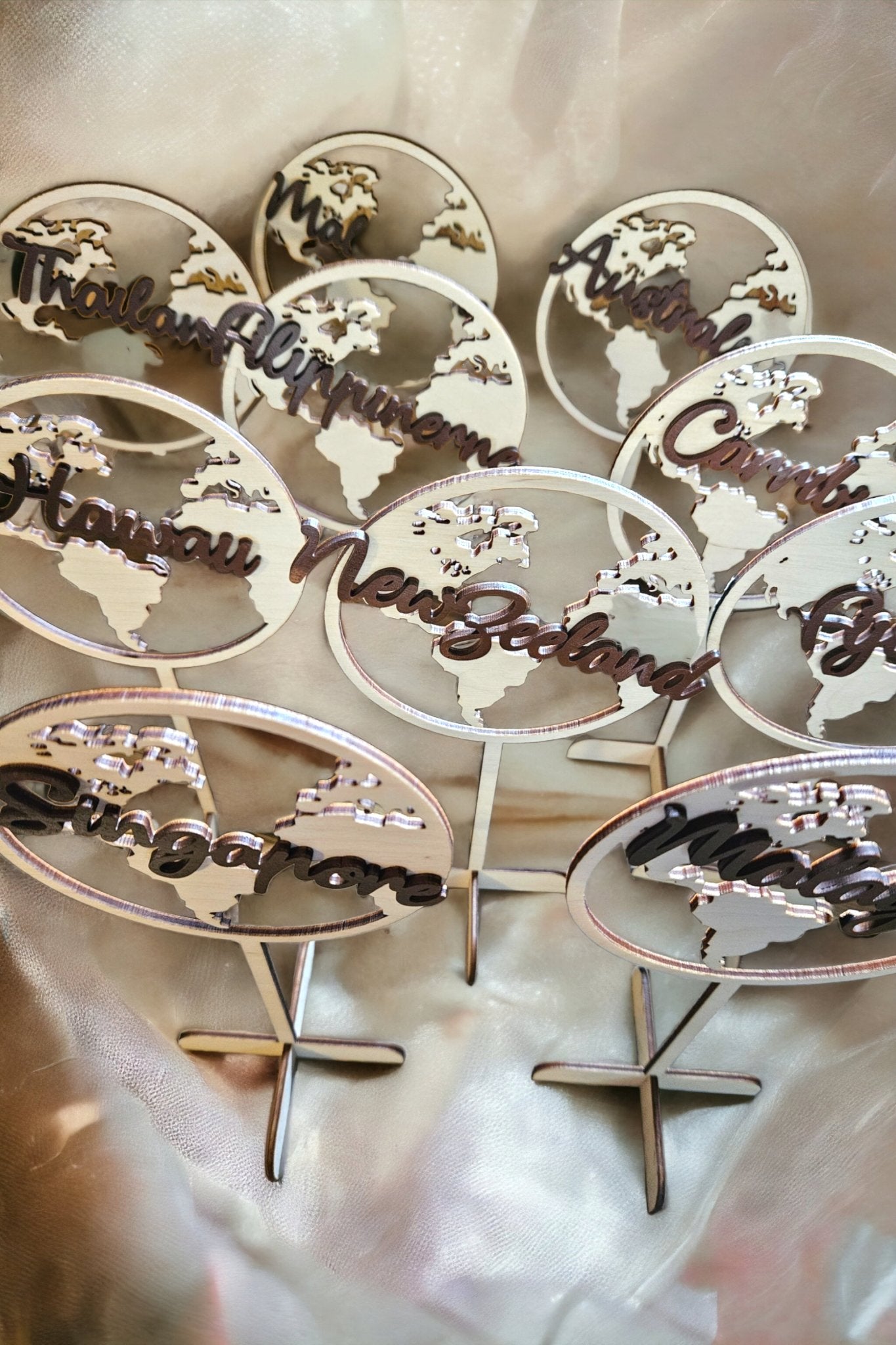 Bordnummer - globus - Renata's Wood Work