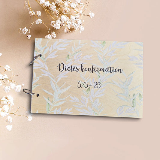 Gæstebog -bambusblade i lilla - Renata's Wood Work