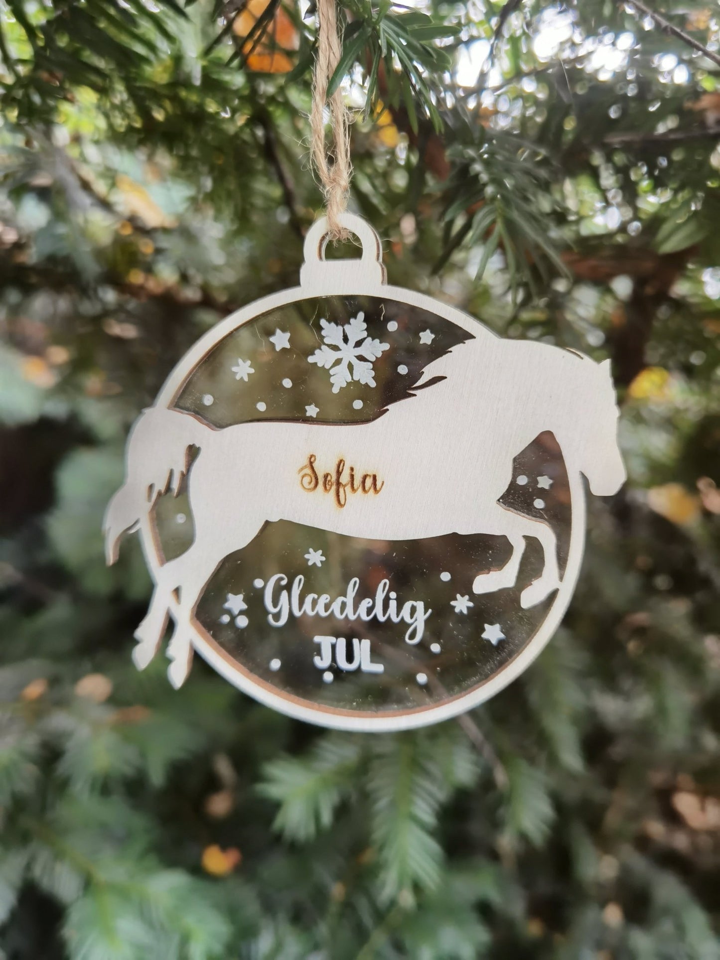 Jueldekor med galopperende hest - Renata's Wood Work