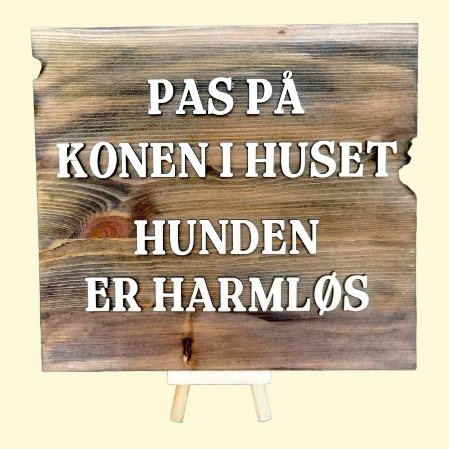 Hundeskilt, hundeejer, velkommen, træskilte, hestee, hunde, katte, pralevæg, udstilling, sjøv