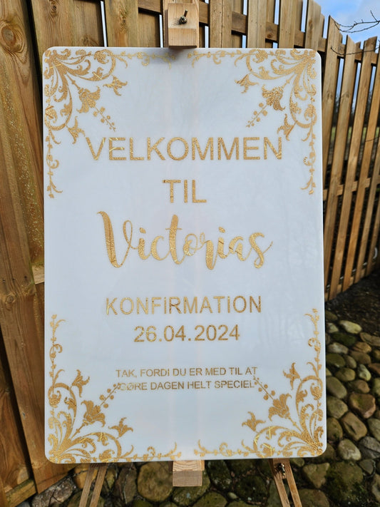 Velkomstskilt * guldskrift - Renata's Wood Work