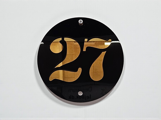 Rundt husnummer i akryl – Premium