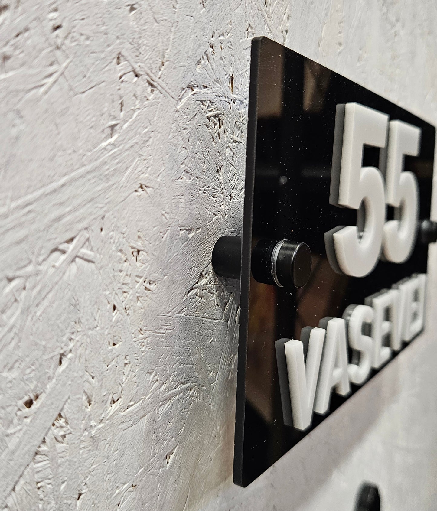 Husnummer med vejnavn i 3D akryl