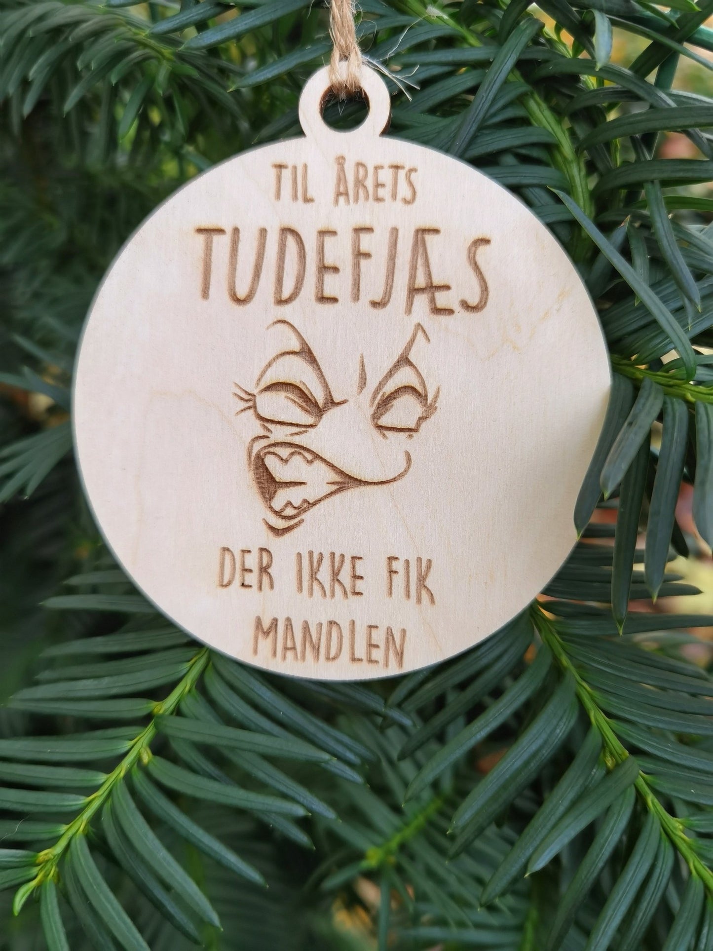 Julekugle, Juledekor,Julepynt, Børnene,  barnedåb, navngivning, Renata's wood work, jul, kæledyr